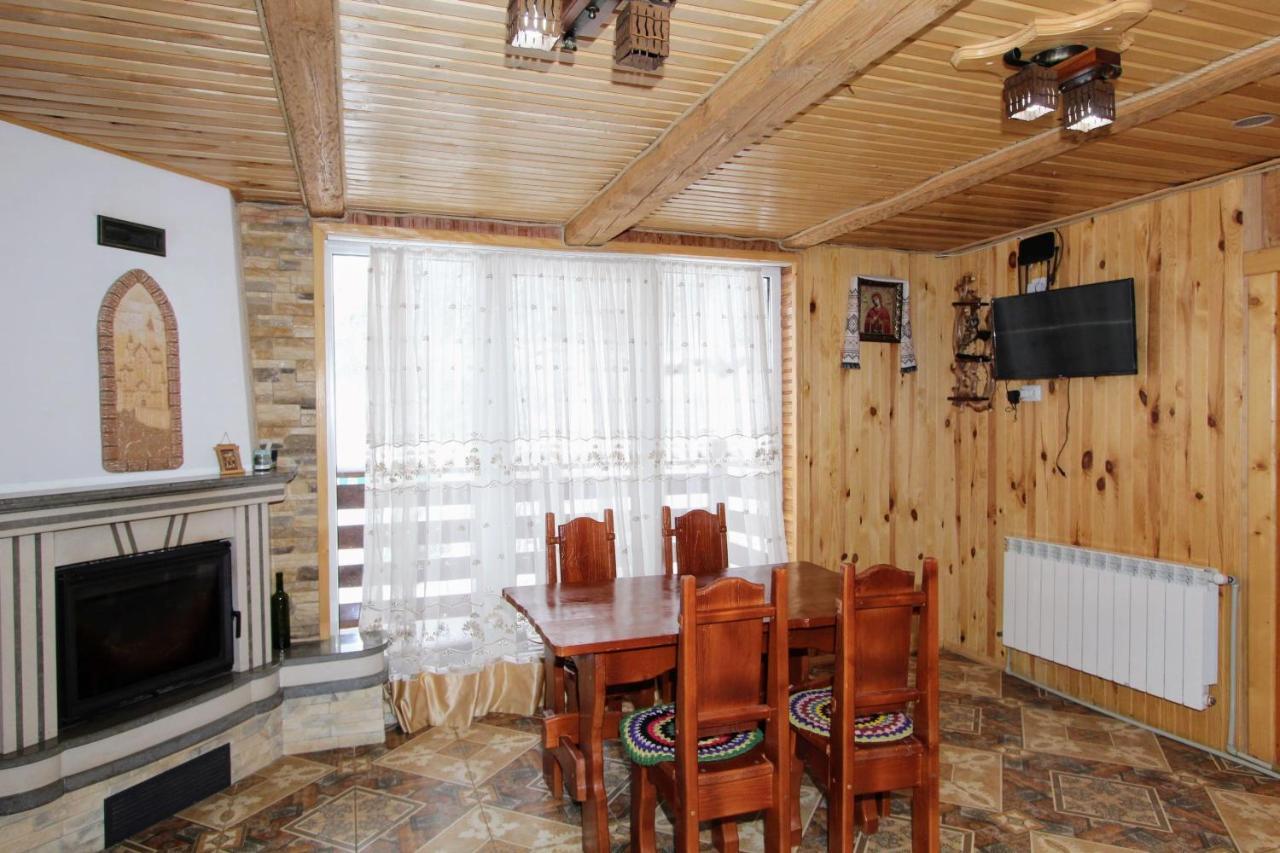 Cottage "Karpatske Shale" Yaremche Dış mekan fotoğraf