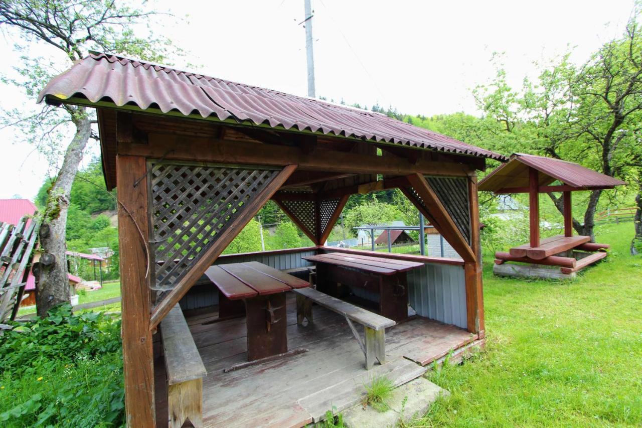 Cottage "Karpatske Shale" Yaremche Dış mekan fotoğraf